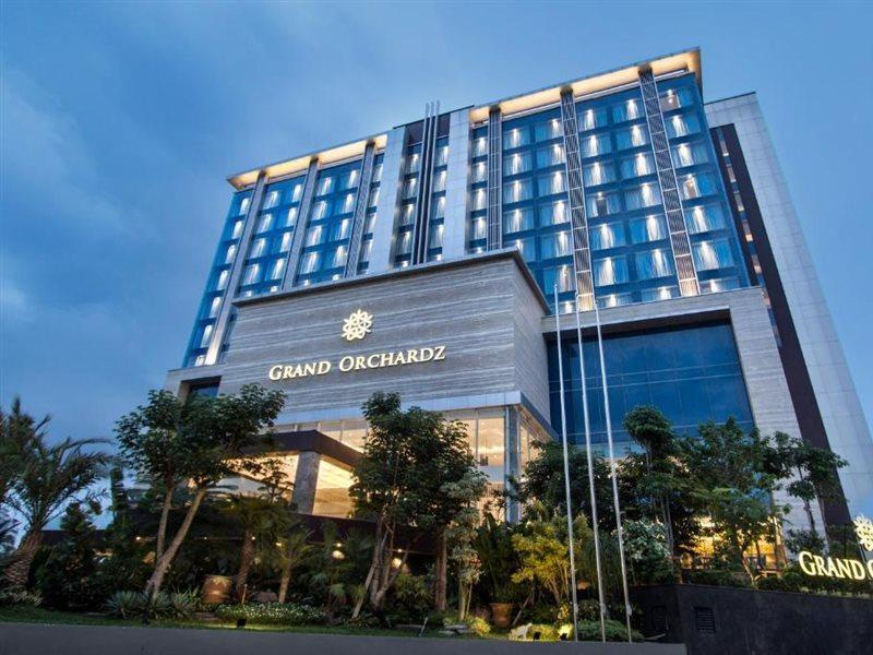 Grand Orchardz Hotel Kemayoran Jakarta Exterior foto